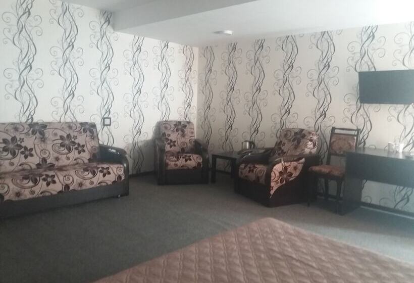 Отель Slavyanka