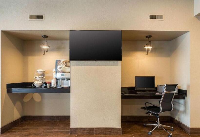 Отель Sleep Inn & Suites West Des Moines Near Jordan Creek