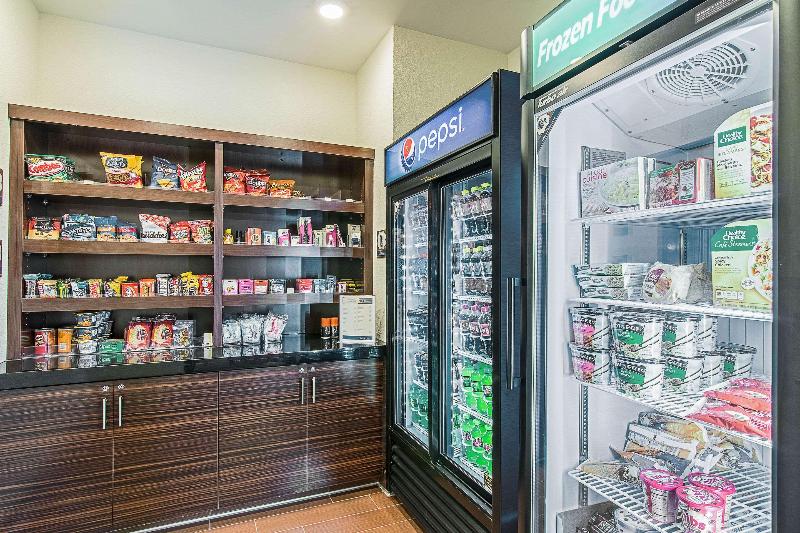 בית מלון כפרי Sleep Inn & Suites Westnear Medical Center