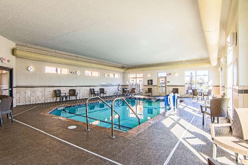 בית מלון כפרי Sleep Inn & Suites Westnear Medical Center