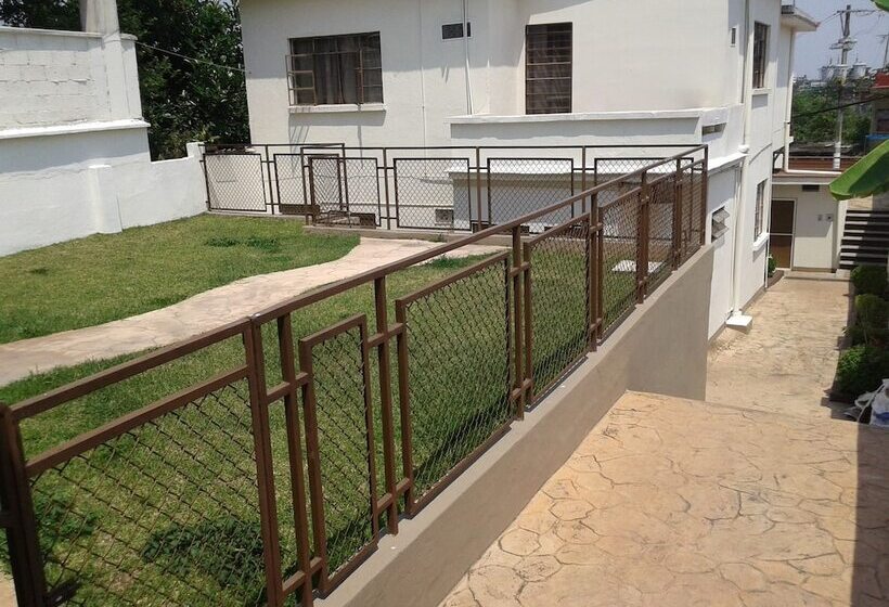 فندق Suites Ripoll Córdoba