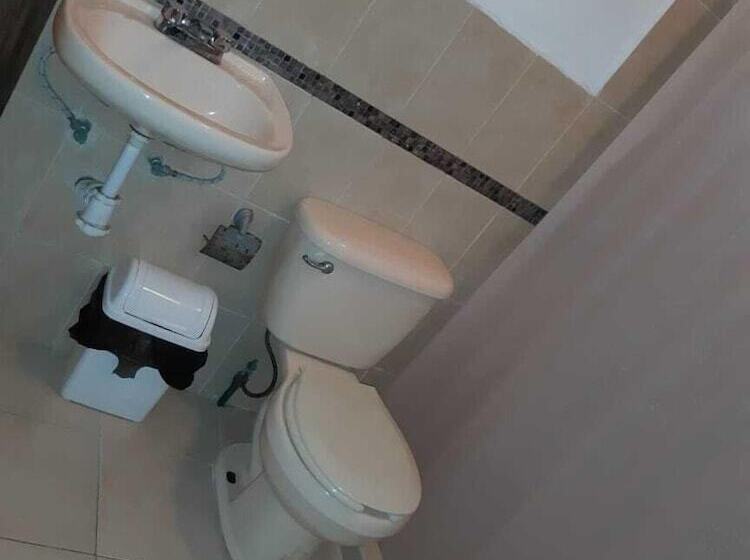 فندق Suites Ripoll Córdoba