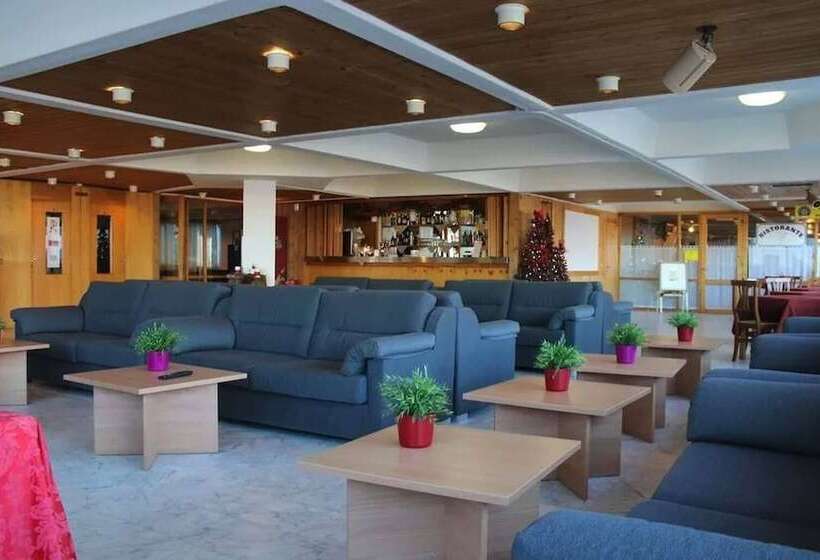 בית מלון כפרי Th 1400