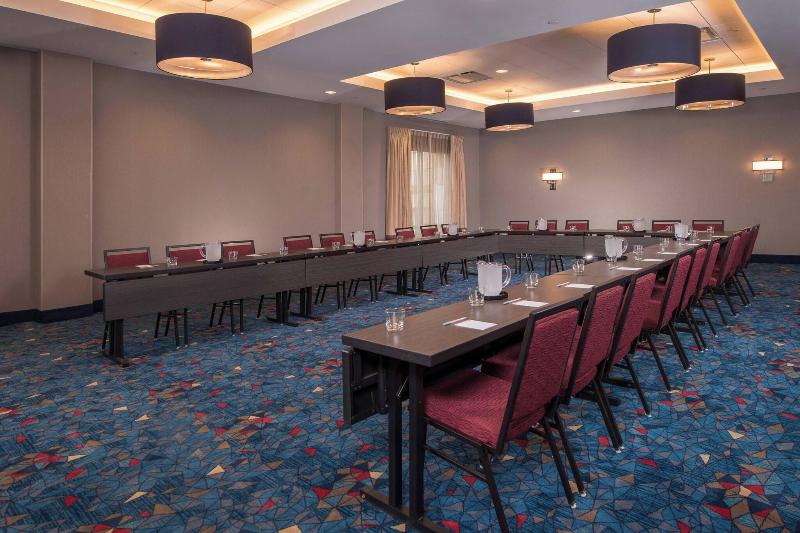 בית מלון כפרי Towneplace Suites By Marriott Altoona