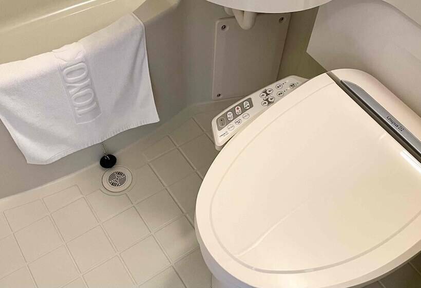 فندق Toyoko Inn Osaka Tsutenkaku Mae