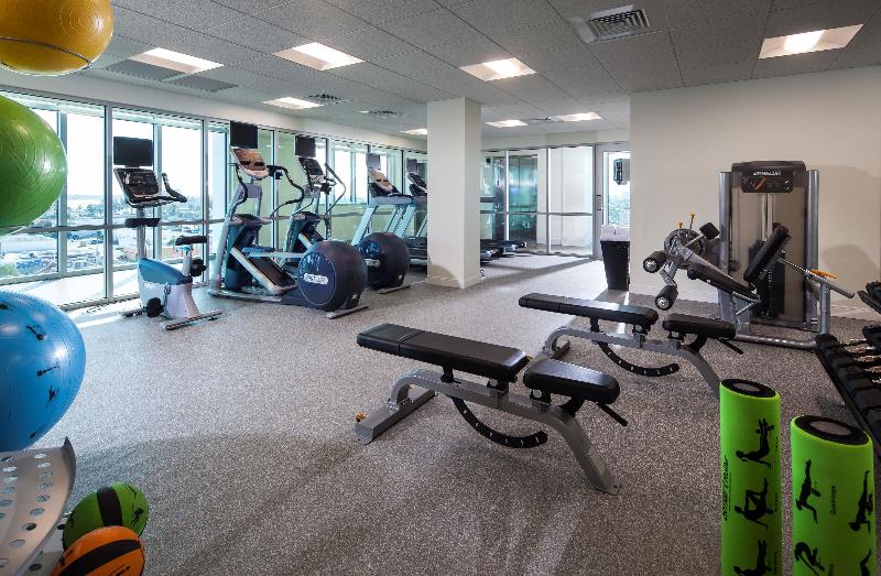 فندق Treasure Island Beach Resort