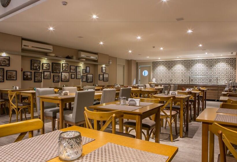 Tri Hotel Premium Criciúma