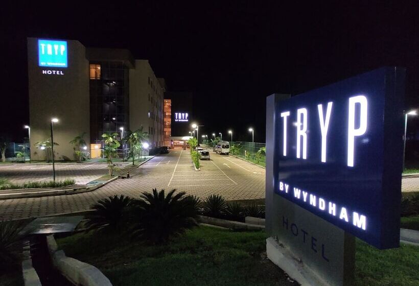 ホテル Tryp By Wyndham Manaus