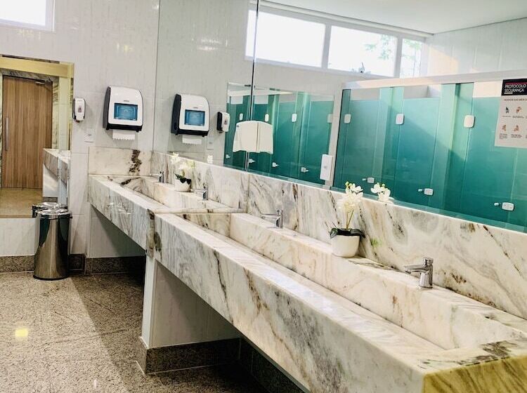 ホテル Tryp By Wyndham Manaus