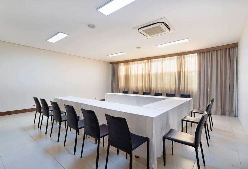 ホテル Tryp By Wyndham Manaus