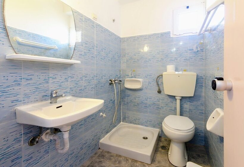 Отель Village Oasis   Annex