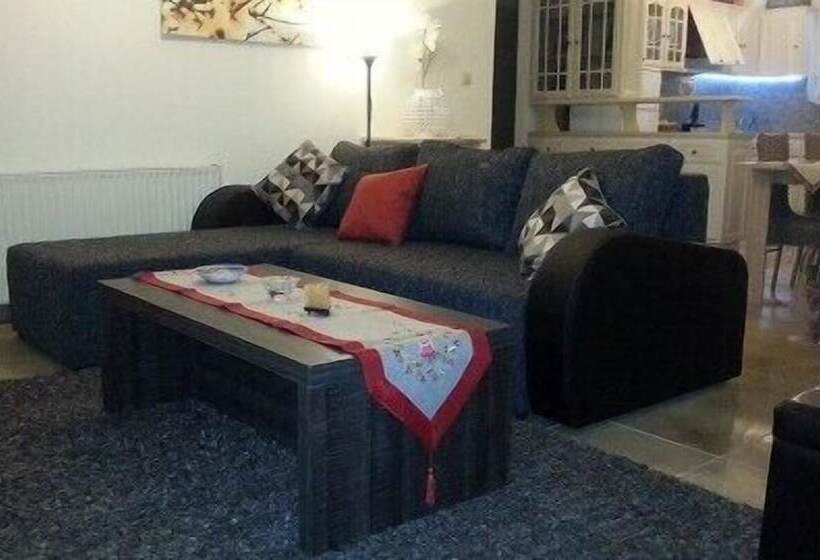 Lefkada Center Apartments