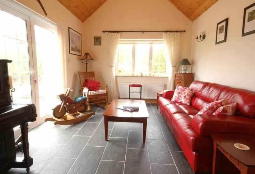 Sneem River Lodge Bed & Breakfast