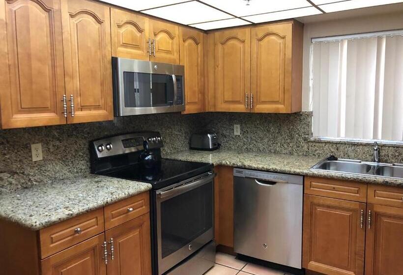 Vacation Village At Bonaventure