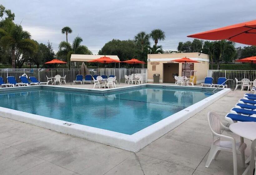 Vacation Village At Bonaventure