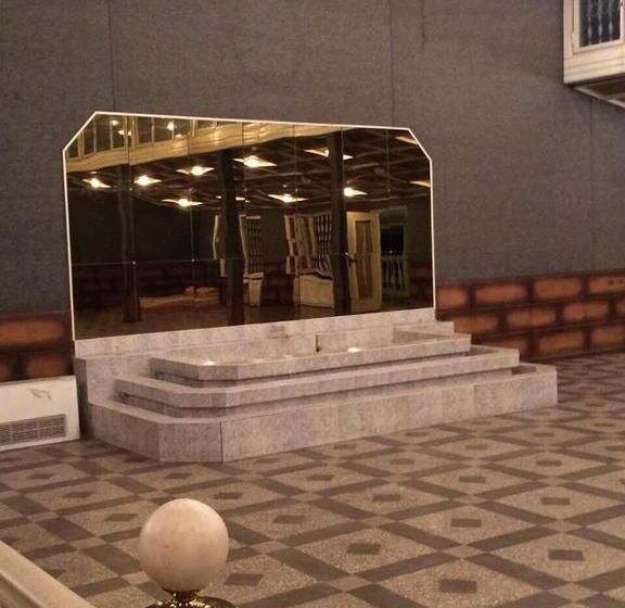 호스텔 Royal Boutique Hotel On Kievyan