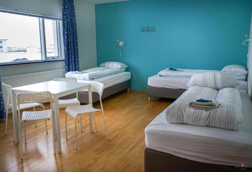 هاستل Start Keflavik Airport