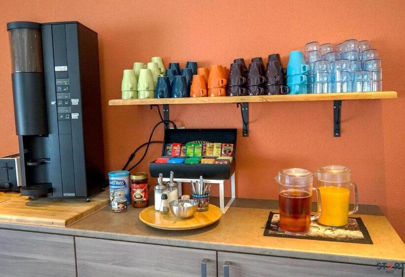 هاستل Start Keflavik Airport