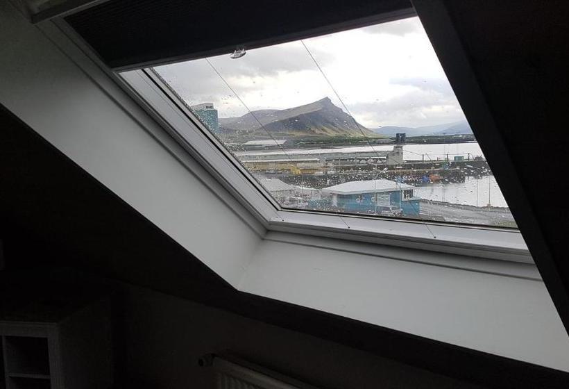 Akranes Hi Hostel - Staywest