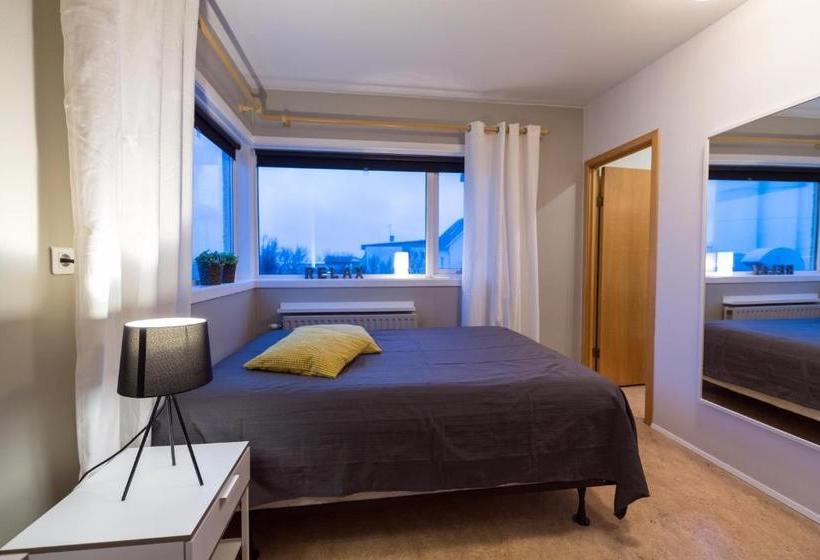 Akranes Hi Hostel - Staywest