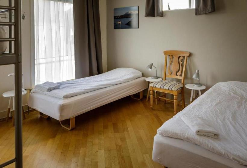 Akranes Hi Hostel - Staywest