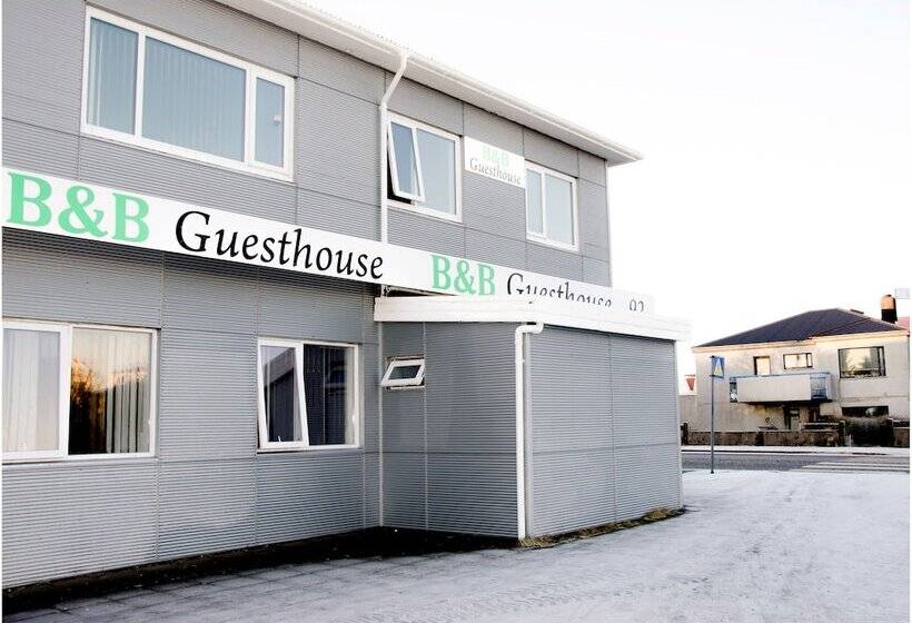 B&b Guesthouse   Bed And Breakfast Keflavik Centre