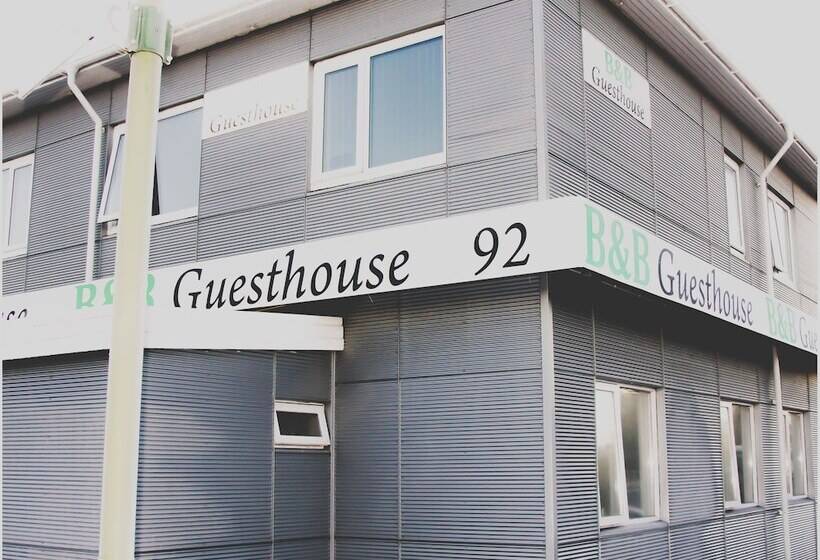 B&b Guesthouse   Bed And Breakfast Keflavik Centre