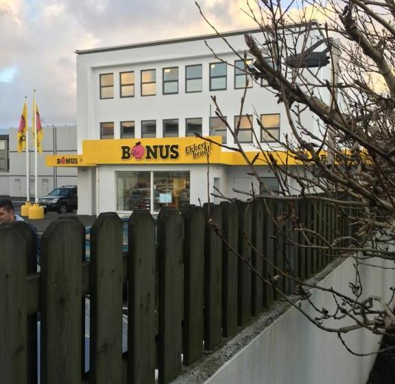 تختخواب و صبحانه A. Bernhard Guest House