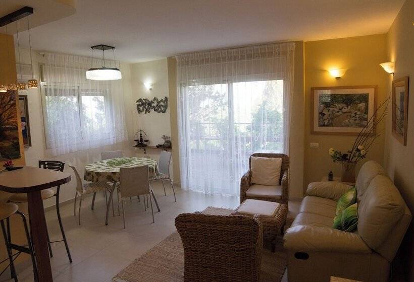 ベッドアンドブレックファースト Bait Bagiva