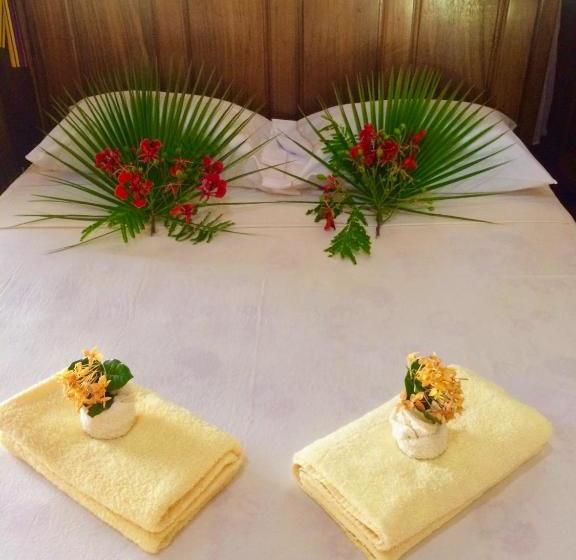 مبيت وإفطار Sun Creek Lodge