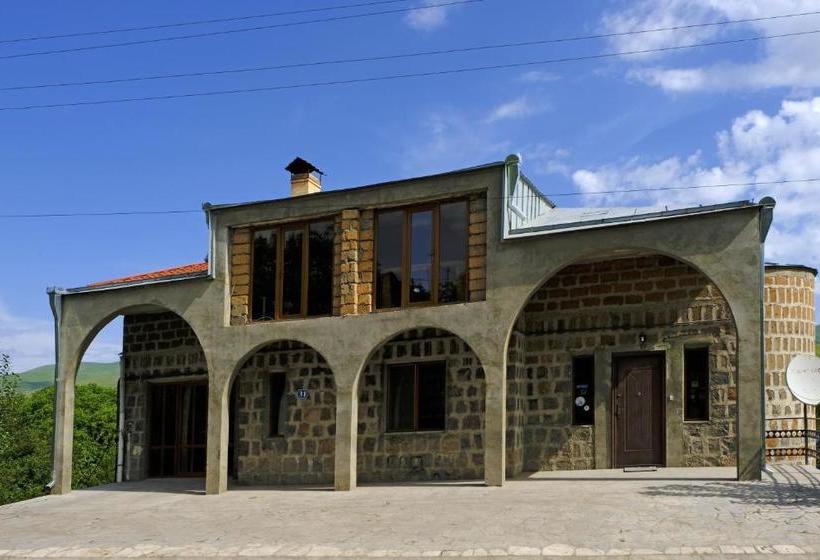 مبيت وإفطار Chez Yvette