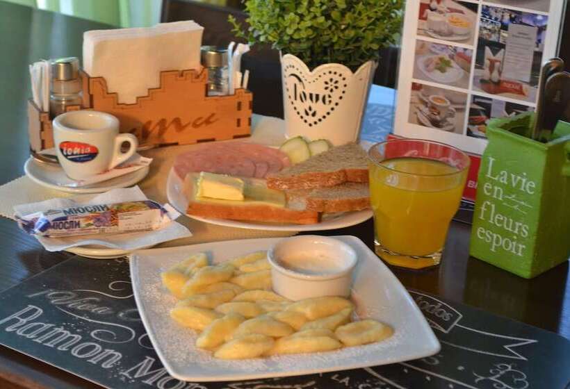 ベッドアンドブレックファースト City