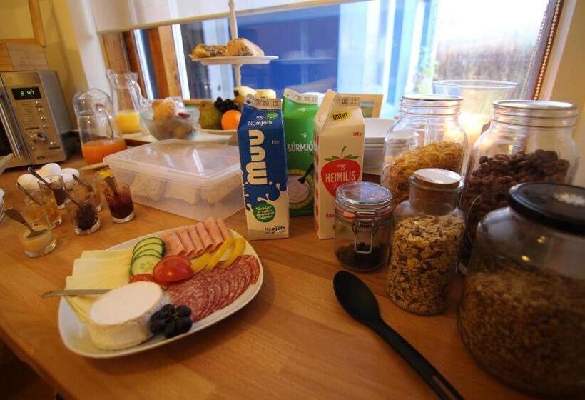 تختخواب و صبحانه Cja Guesthouse