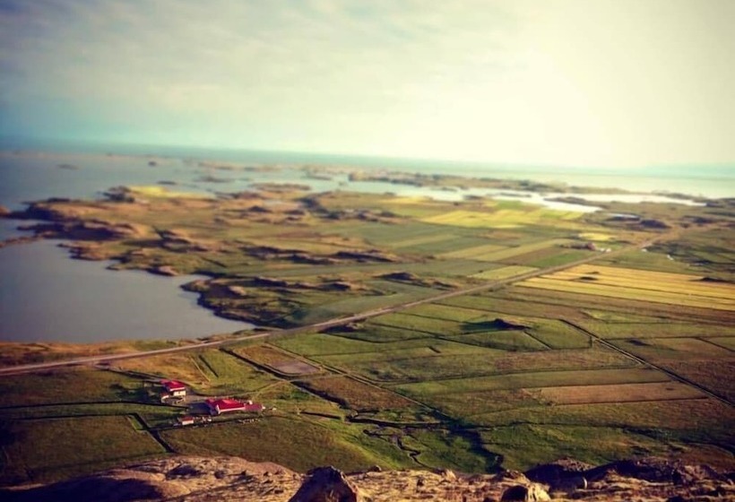 تختخواب و صبحانه Dynjandi Guesthouse