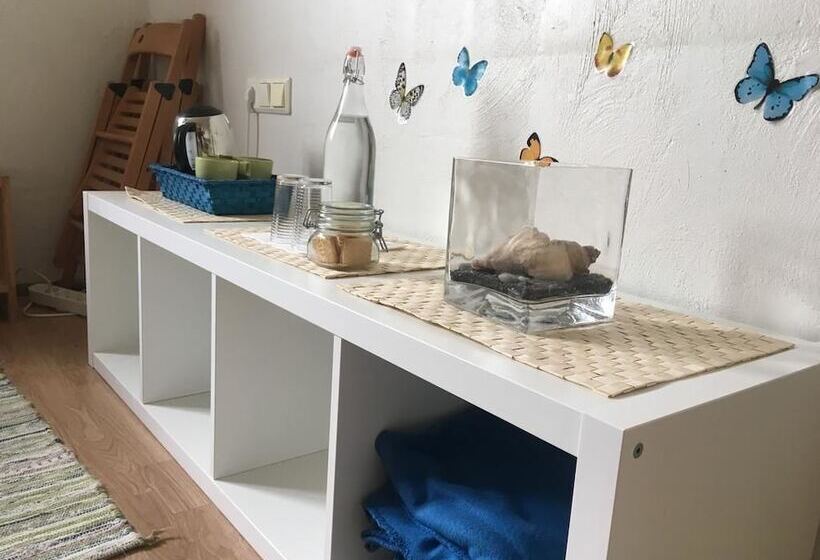 تختخواب و صبحانه Dynjandi Guesthouse