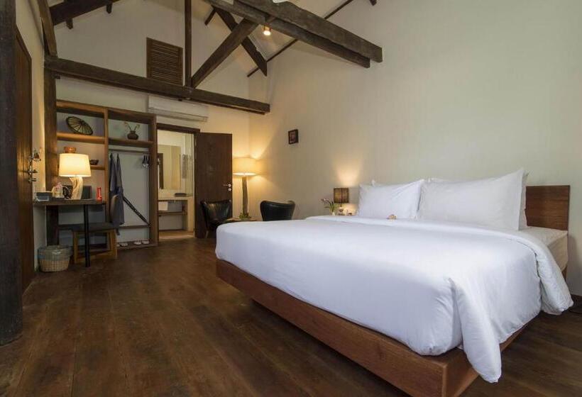 住宿加早餐 Enkosa 4 Bedroom Wooden Luxury House