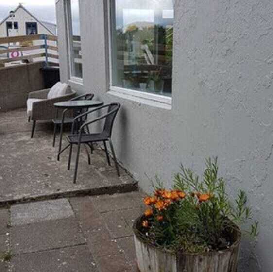 تختخواب و صبحانه Harbour Inn  Guesthouse