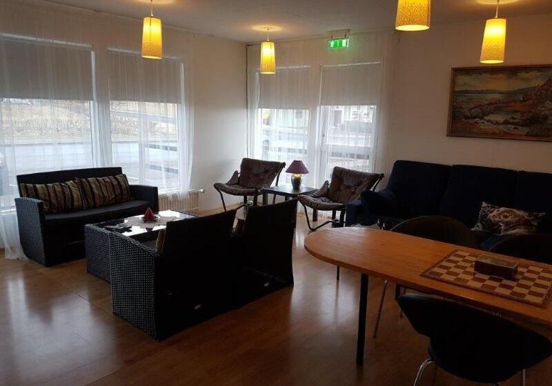 تختخواب و صبحانه Hvammstangi Guesthouse