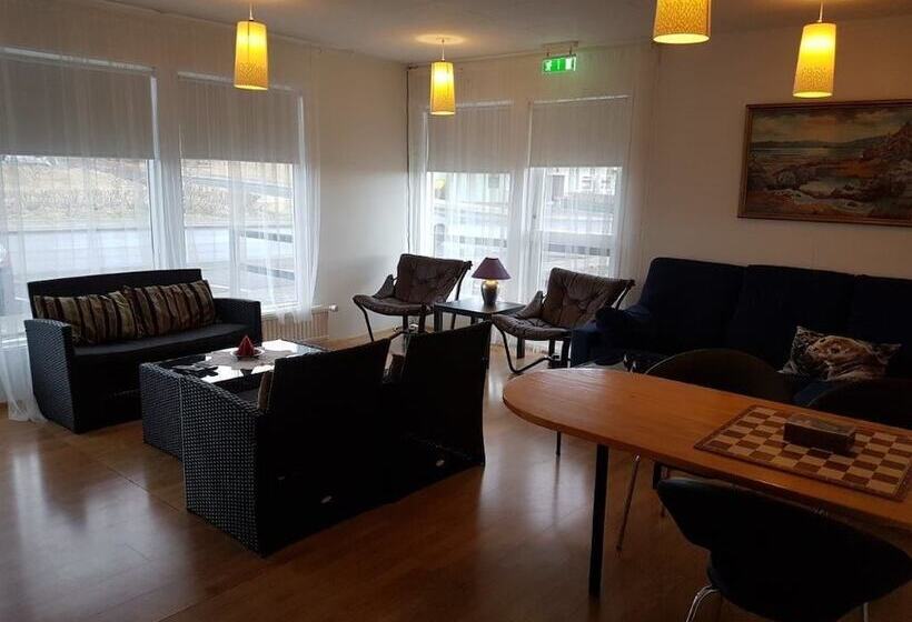 تختخواب و صبحانه Hvammstangi Guesthouse