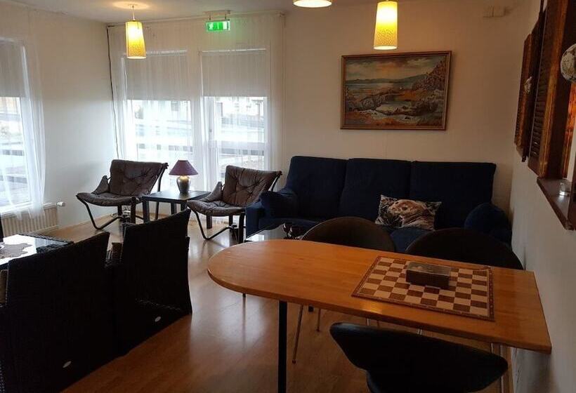 تختخواب و صبحانه Hvammstangi Guesthouse