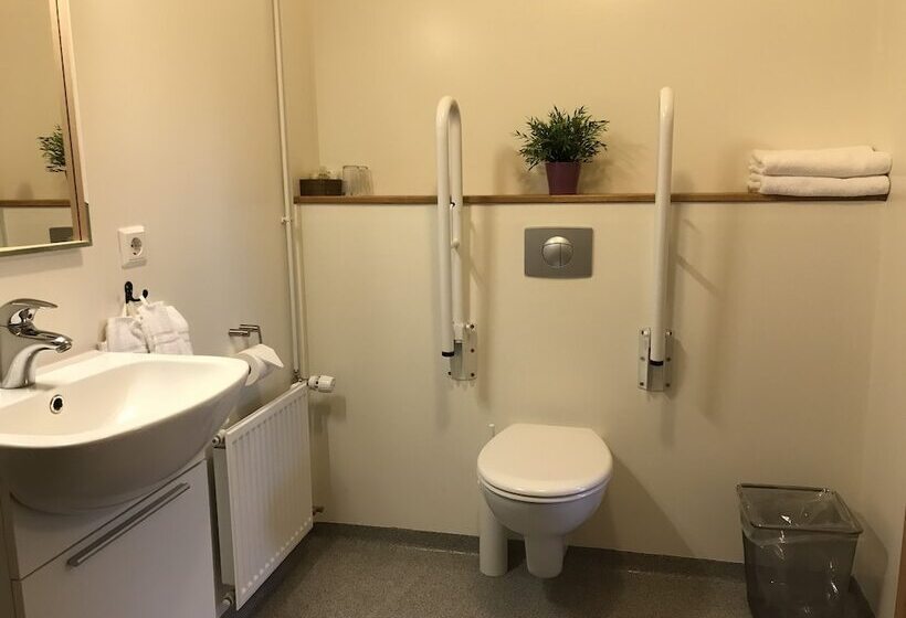 تختخواب و صبحانه Hvammstangi Guesthouse