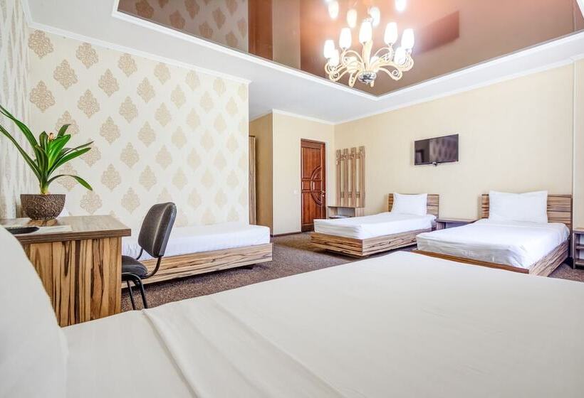 تختخواب و صبحانه Kausar