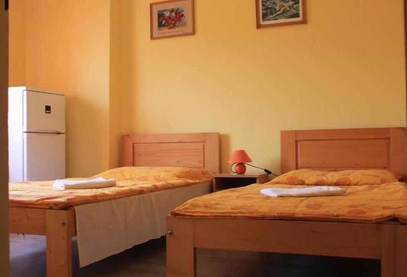 住宿加早餐 Király Szálló & Panzió