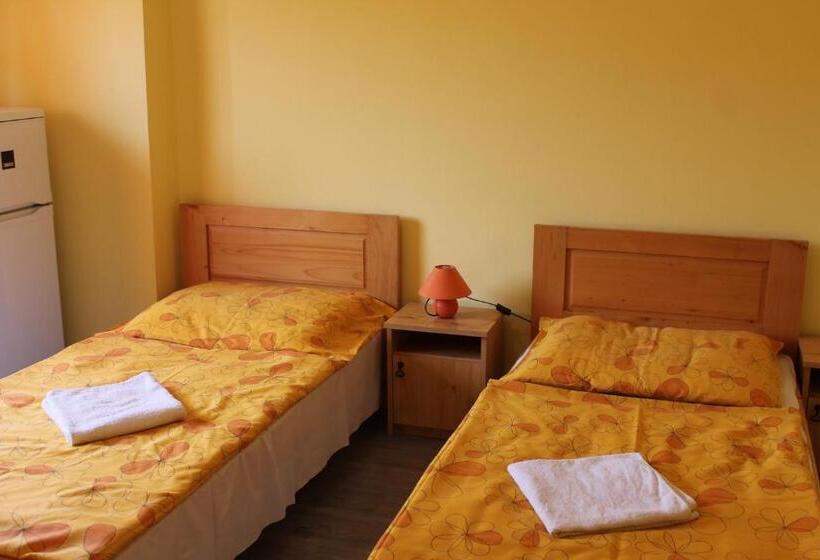 住宿加早餐 Király Szálló & Panzió