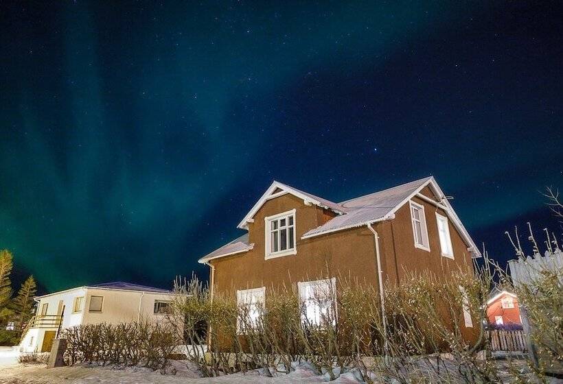 تختخواب و صبحانه Litlabýli Guesthouse