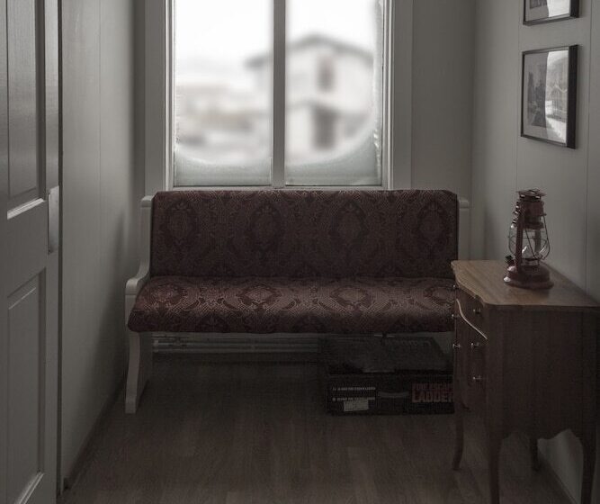 تختخواب و صبحانه Litlabýli Guesthouse