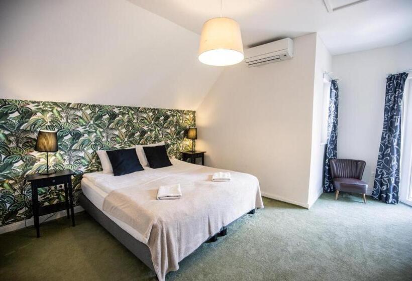 민박 Manor House Inn Csopak