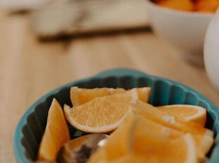 تختخواب و صبحانه Milk Factory