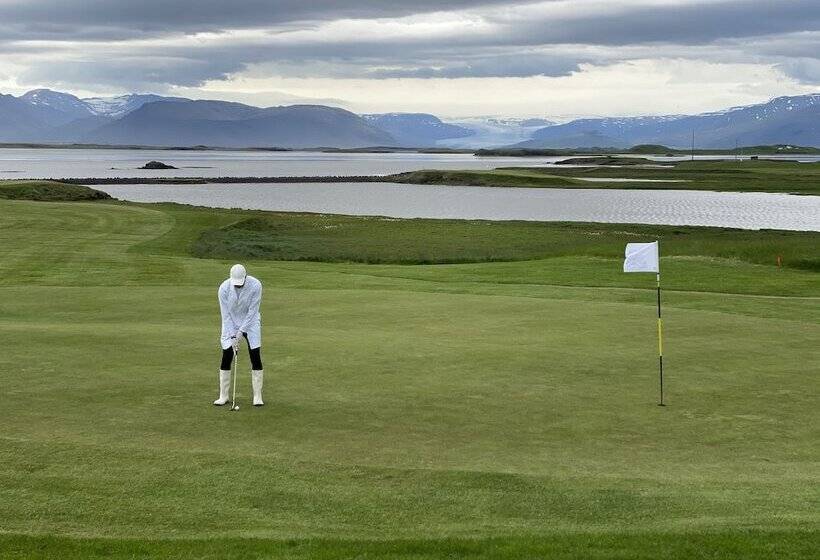 تختخواب و صبحانه Milk Factory