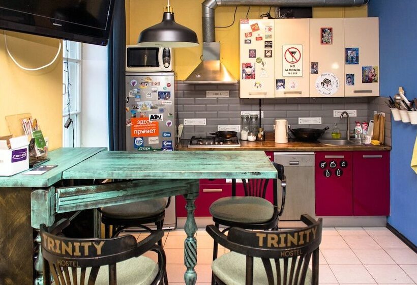 민박 Trinity Hostel